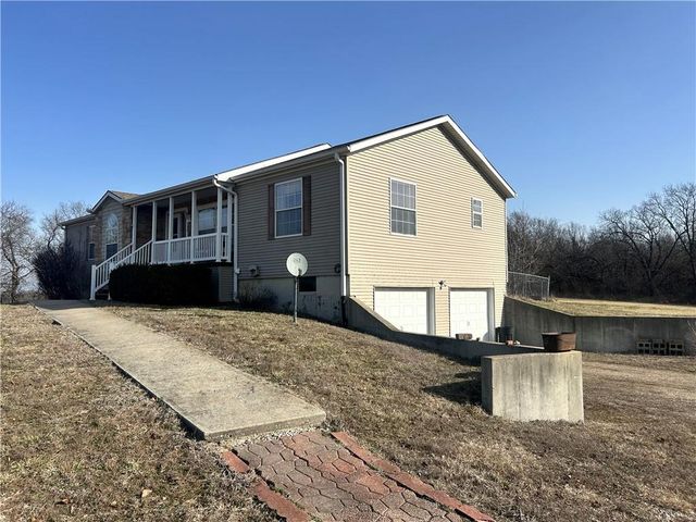 529 SE 30th Road, Warrensburg, MO 64093