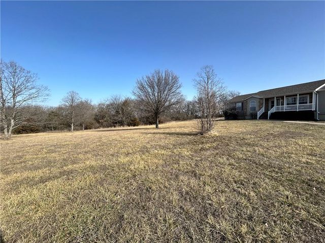 529 SE 30th Road, Warrensburg, MO 64093