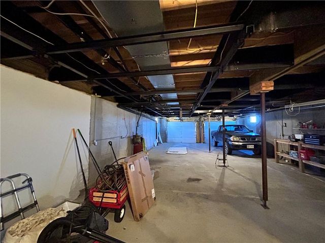 529 SE 30th Road, Warrensburg, MO 64093