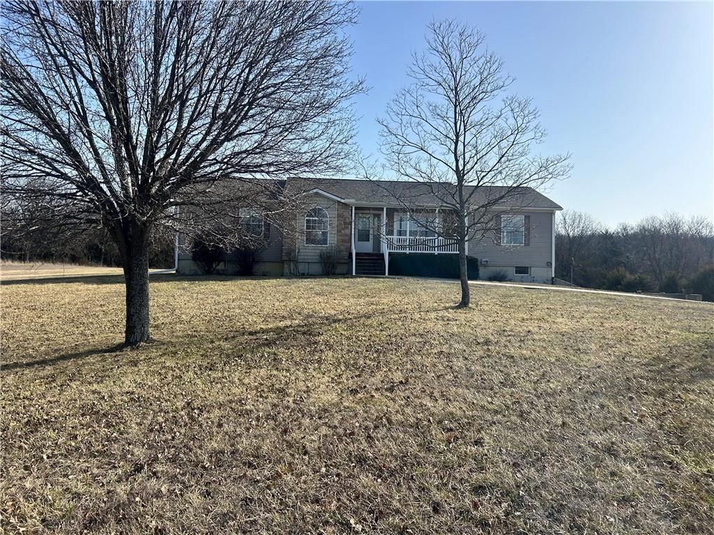 529 SE 30th Road, Warrensburg, MO 64093