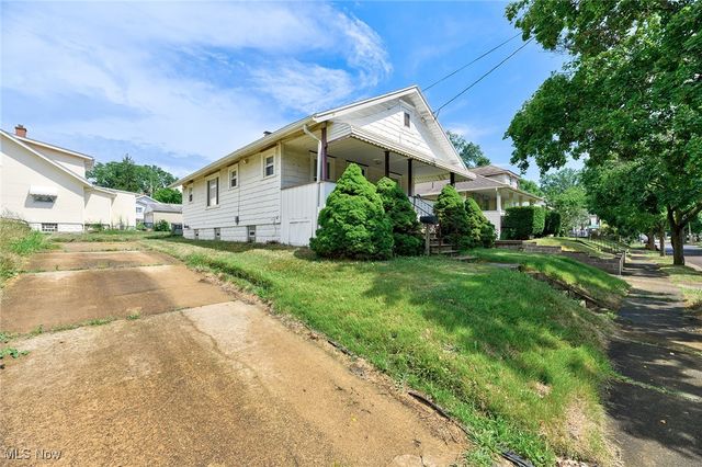 1243 Herberich Avenue, Akron, OH 44301