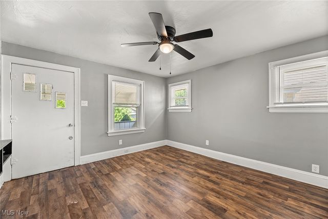 1243 Herberich Avenue, Akron, OH 44301