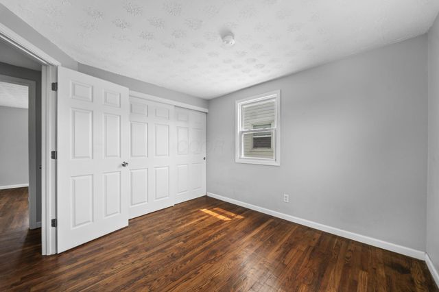 1025-1027 E 21st Avenue, Columbus, OH 43211
