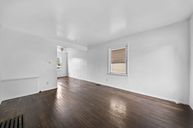 1025-1027 E 21st Avenue, Columbus, OH 43211