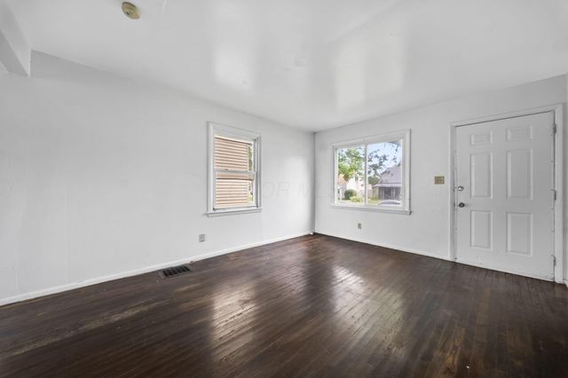 1025-1027 E 21st Avenue, Columbus, OH 43211