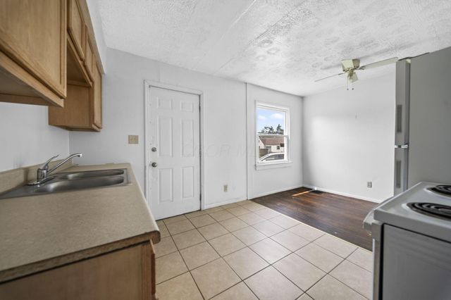 1025-1027 E 21st Avenue, Columbus, OH 43211