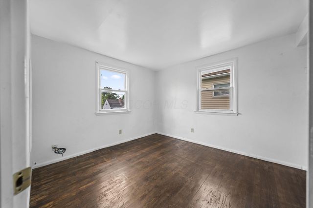 1025-1027 E 21st Avenue, Columbus, OH 43211