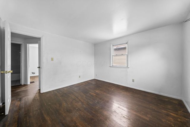 1025-1027 E 21st Avenue, Columbus, OH 43211