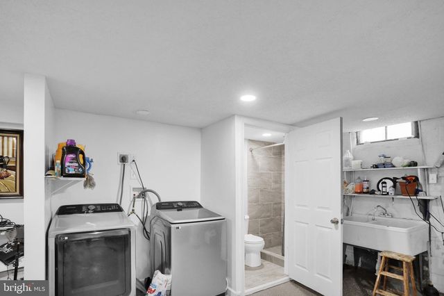 425 CENTRE ST, Reading, PA 19605