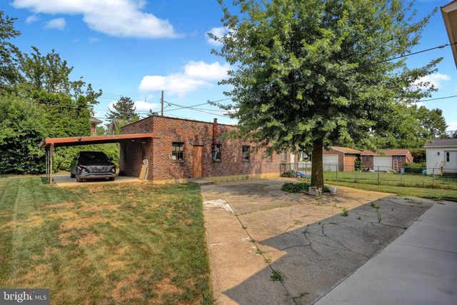 425 CENTRE ST, Reading, PA 19605