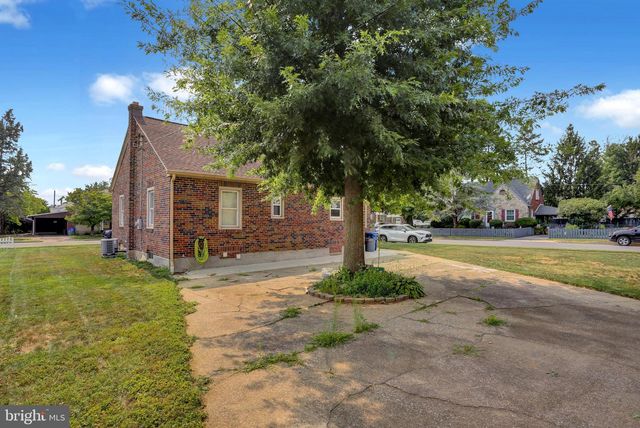 425 CENTRE ST, Reading, PA 19605