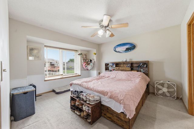 9437 W Ryan St, Wichita, KS 67205