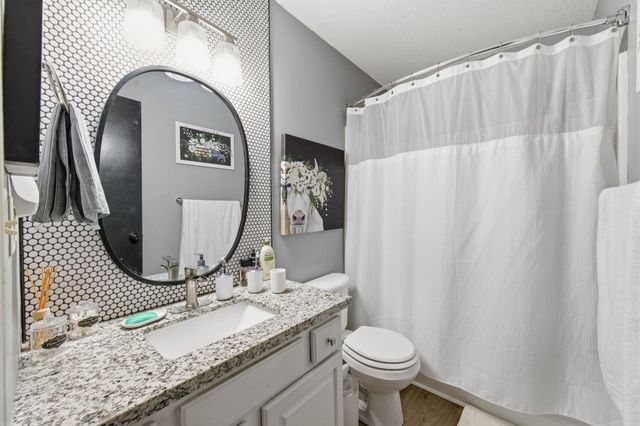 9437 W Ryan St, Wichita, KS 67205