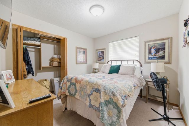 9437 W Ryan St, Wichita, KS 67205