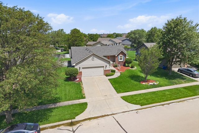9437 W Ryan St, Wichita, KS 67205