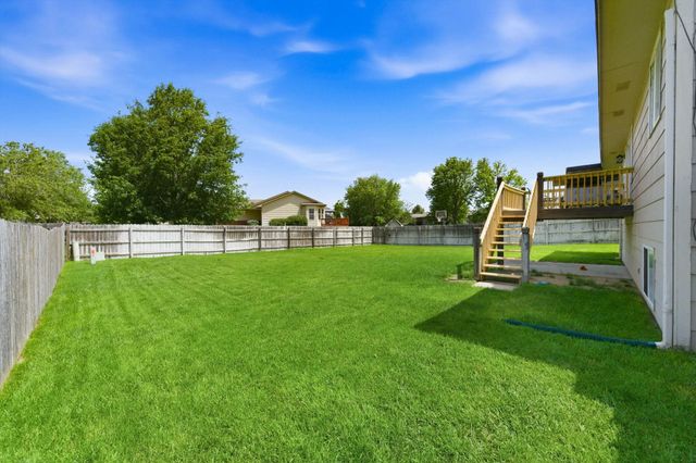 9437 W Ryan St, Wichita, KS 67205