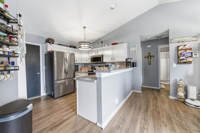 9437 W Ryan St, Wichita, KS 67205