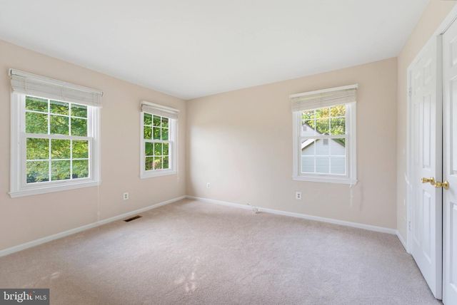 7827 BELLEFLOWER DR, Springfield, VA 22152