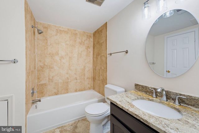 7827 BELLEFLOWER DR, Springfield, VA 22152