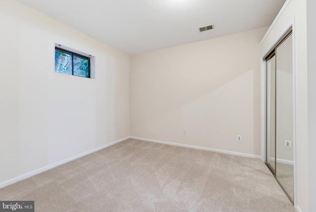 7827 BELLEFLOWER DR, Springfield, VA 22152