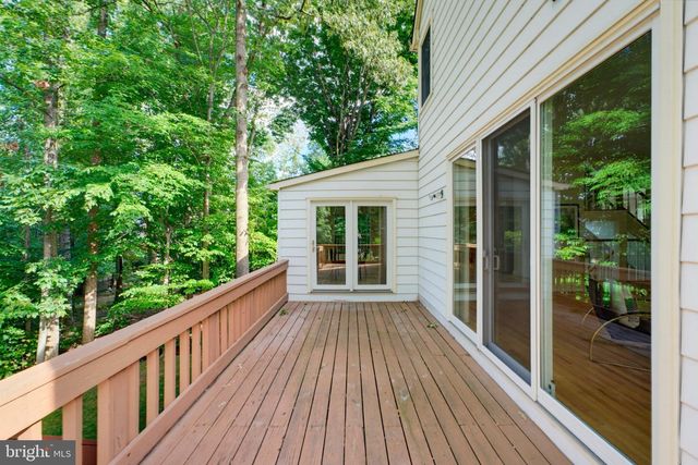 7827 BELLEFLOWER DR, Springfield, VA 22152