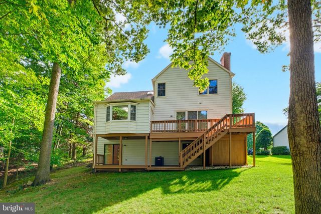 7827 BELLEFLOWER DR, Springfield, VA 22152