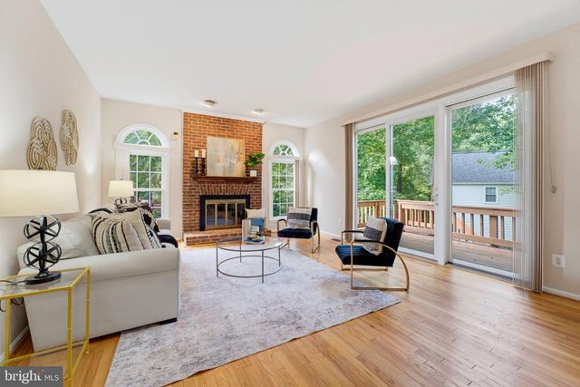7827 BELLEFLOWER DR, Springfield, VA 22152