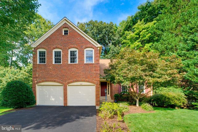 7827 BELLEFLOWER DR, Springfield, VA 22152