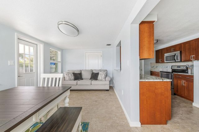 857 E 3RD STREET, Englewood, FL 34223