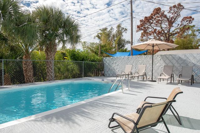 857 E 3RD STREET, Englewood, FL 34223