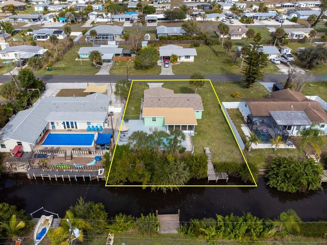 857 E 3RD STREET, Englewood, FL 34223