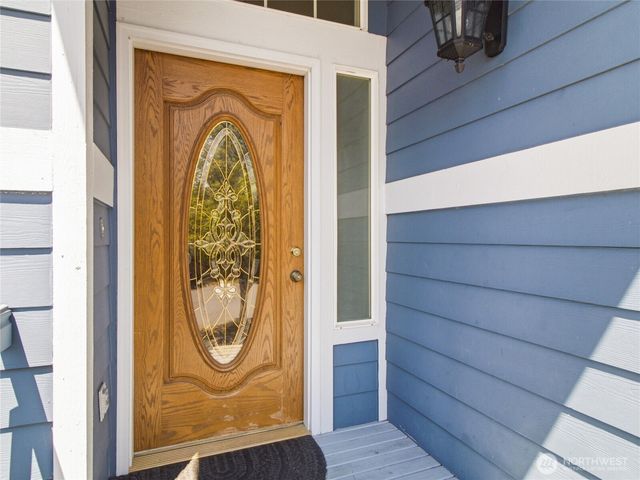 15658 91st Way SE, Yelm, WA 98597