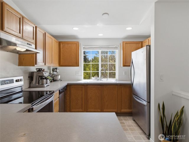15658 91st Way SE, Yelm, WA 98597