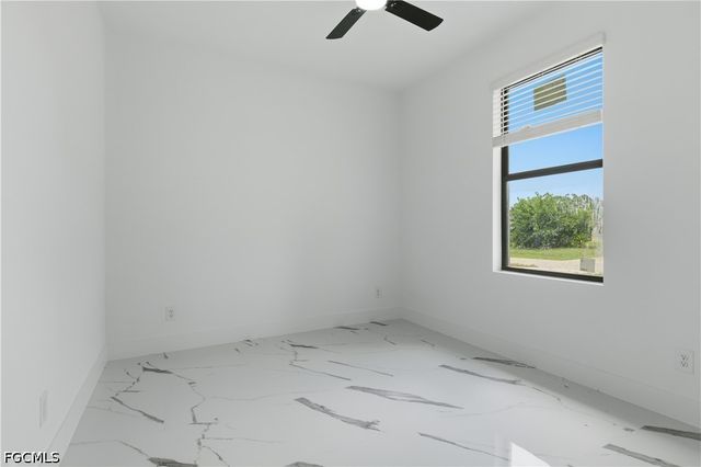 4787 Golfview BLVD, Lehigh Acres, FL 33973