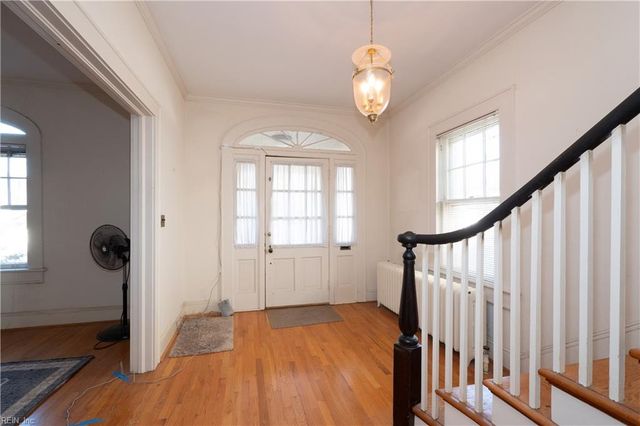 1411 Huntington CRES, Norfolk, VA 23509