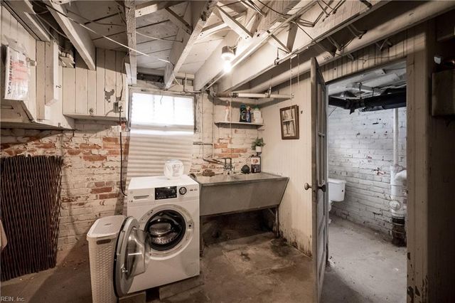 1411 Huntington CRES, Norfolk, VA 23509