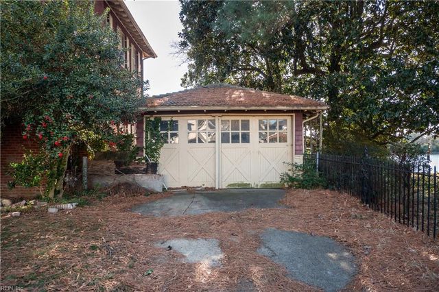 1411 Huntington CRES, Norfolk, VA 23509