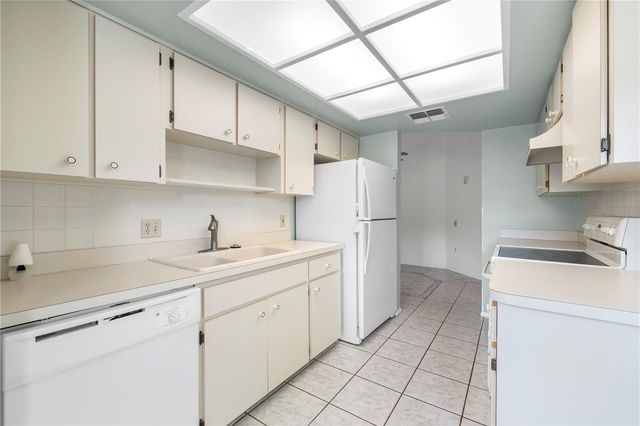 4739 CARRINGTON COURT, New Port Richey, FL 34655