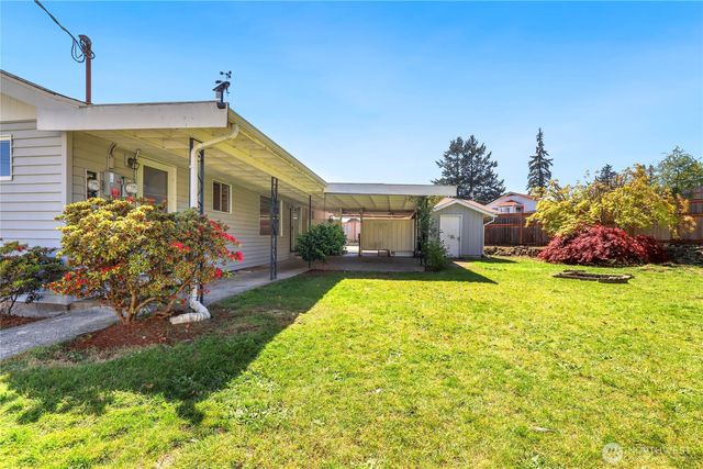 1074 Walnut Street, Bremerton, WA 98310