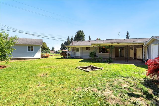 1074 Walnut Street, Bremerton, WA 98310