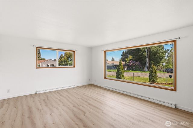 1074 Walnut Street, Bremerton, WA 98310