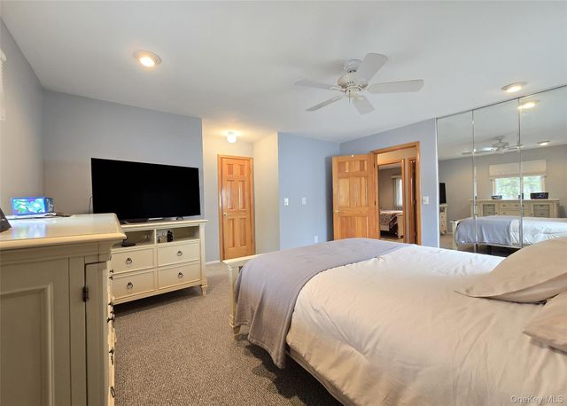 771 Waverly Avenue, Holtsville, NY 11742