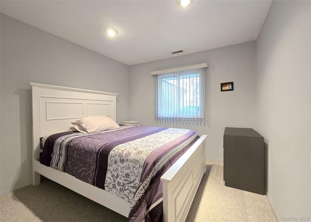 771 Waverly Avenue, Holtsville, NY 11742