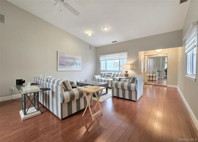 771 Waverly Avenue, Holtsville, NY 11742