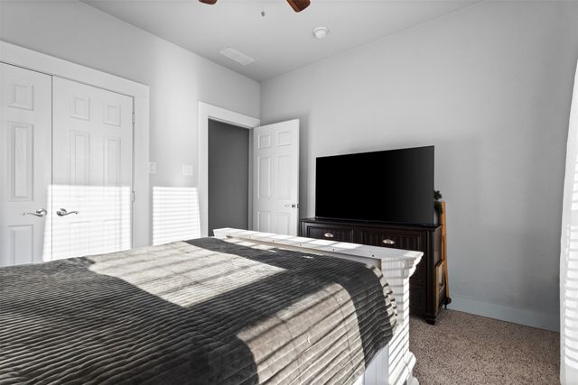 4406 Fernwood Avenue, Dallas, TX 75216