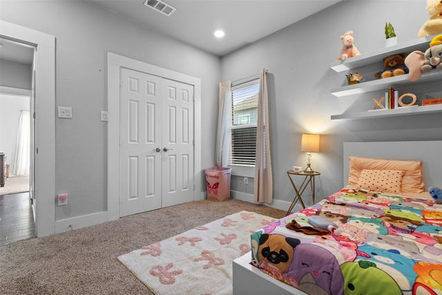 4406 Fernwood Avenue, Dallas, TX 75216