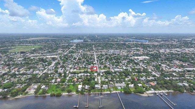 1001 S FEDERAL Highway, Lake Worth Beach, FL 33460