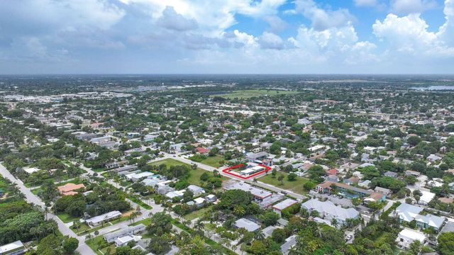 1001 S FEDERAL Highway, Lake Worth Beach, FL 33460