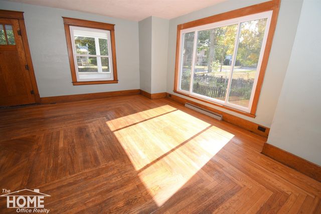 723 Adams Street, Owosso, MI 48867