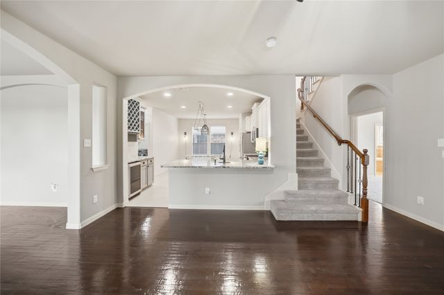 4500 Lakeside Hollow Street, Fort Worth, TX 76262